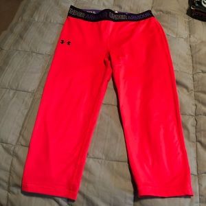 Girls Under Armour Heat Gear Capri leggings